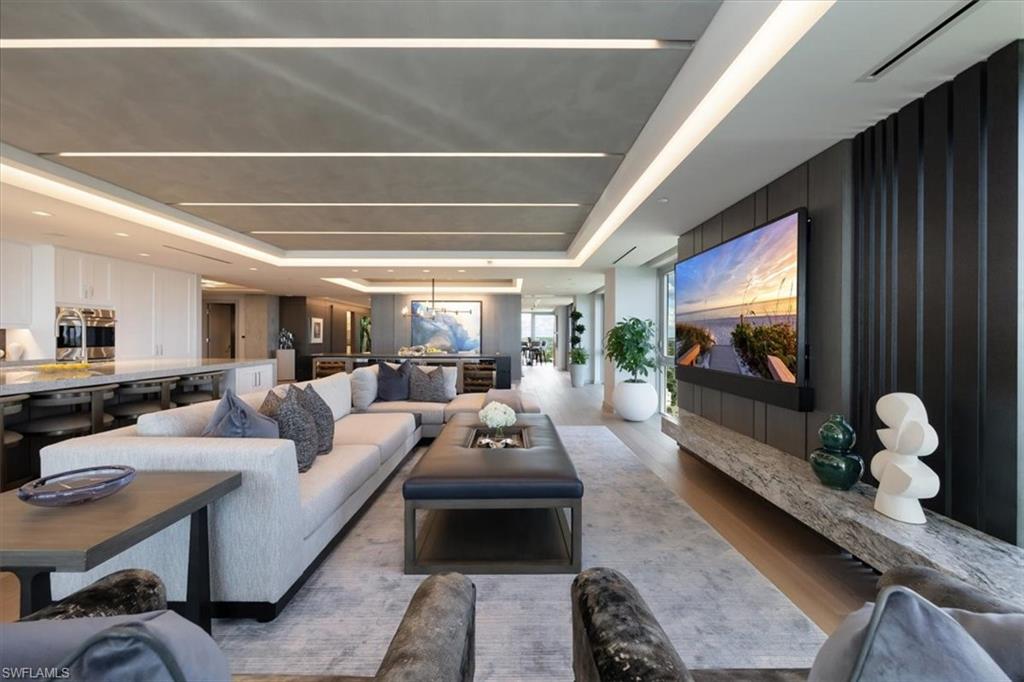 MYSTIQUE - Residential