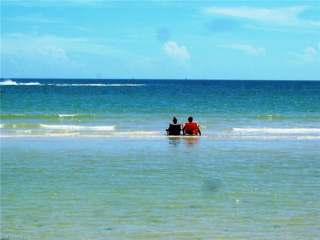 GULLWING BEACH RESORT - Residential