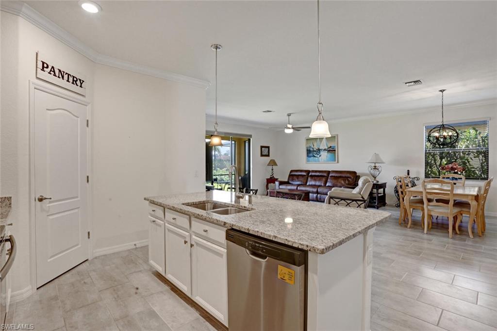 HAMPTON PARK - Residential