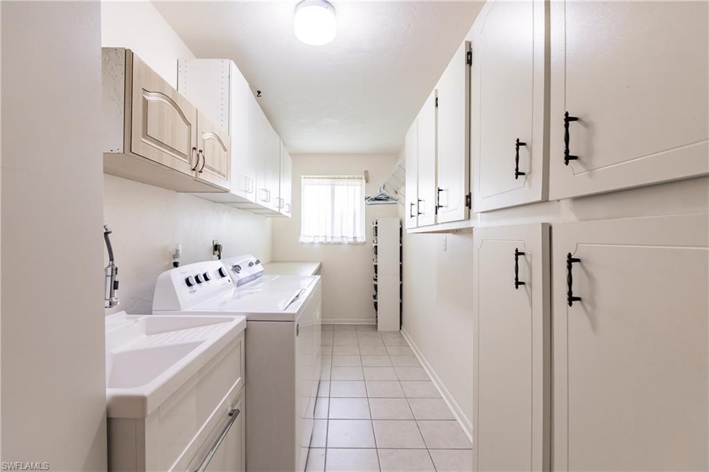 LOCHMOOR - Residential