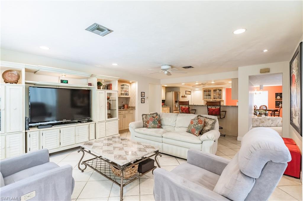 LOCHMOOR - Residential