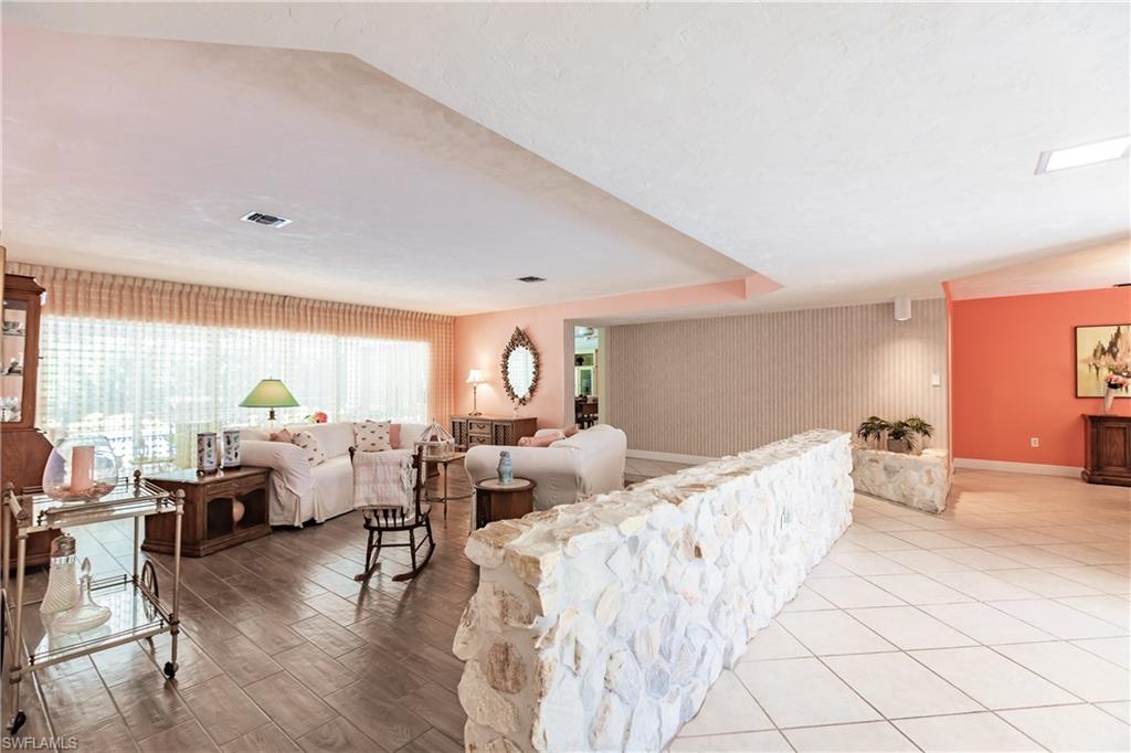 LOCHMOOR - Residential