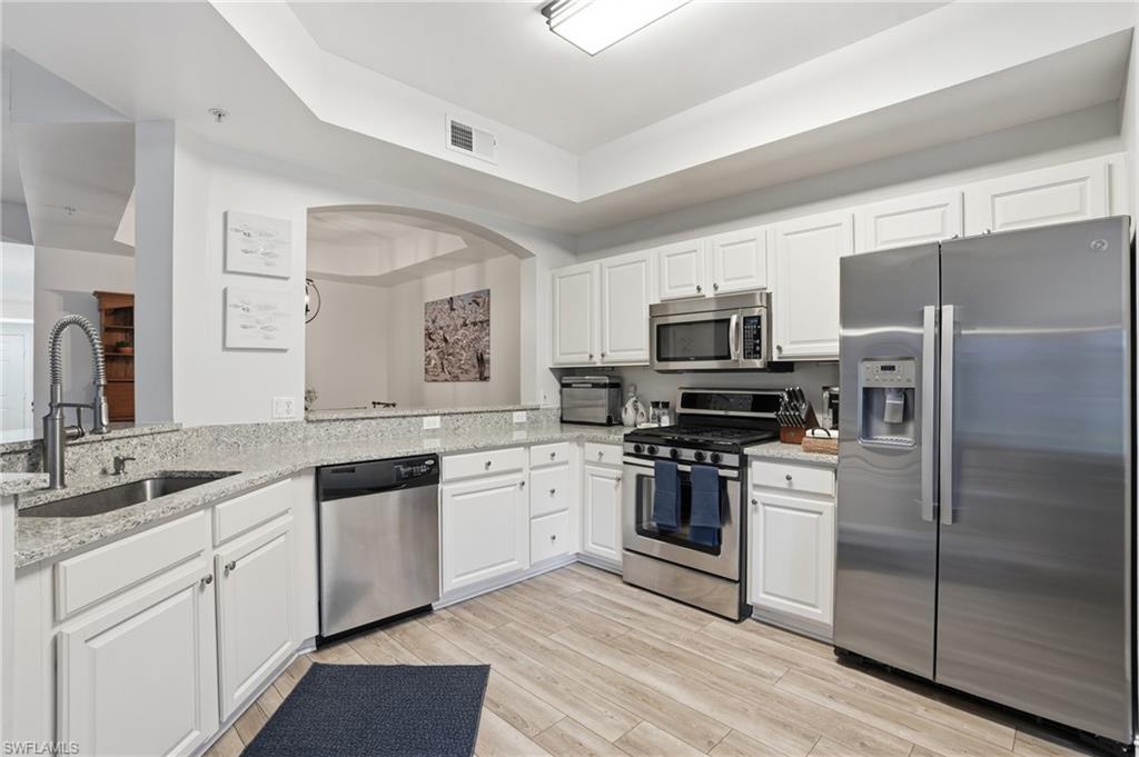 WINDWARD BAY - Residential