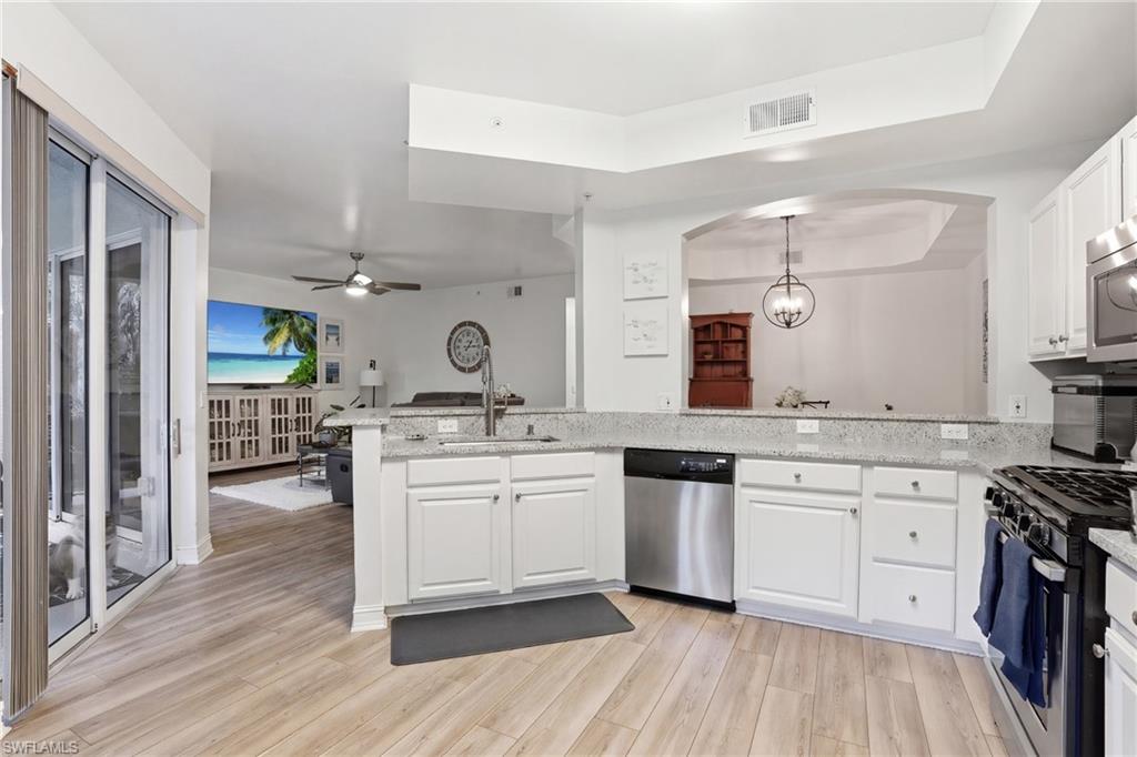 WINDWARD BAY - Residential