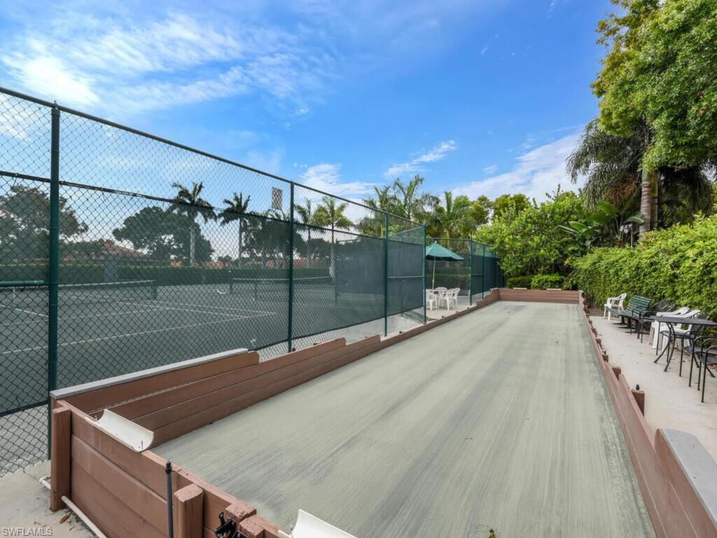 BEACHWALK HOMES - Residential