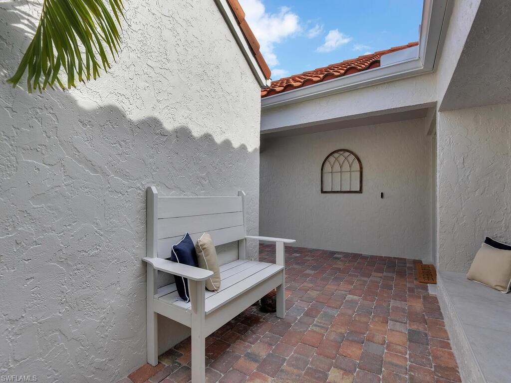 BEACHWALK HOMES - Residential