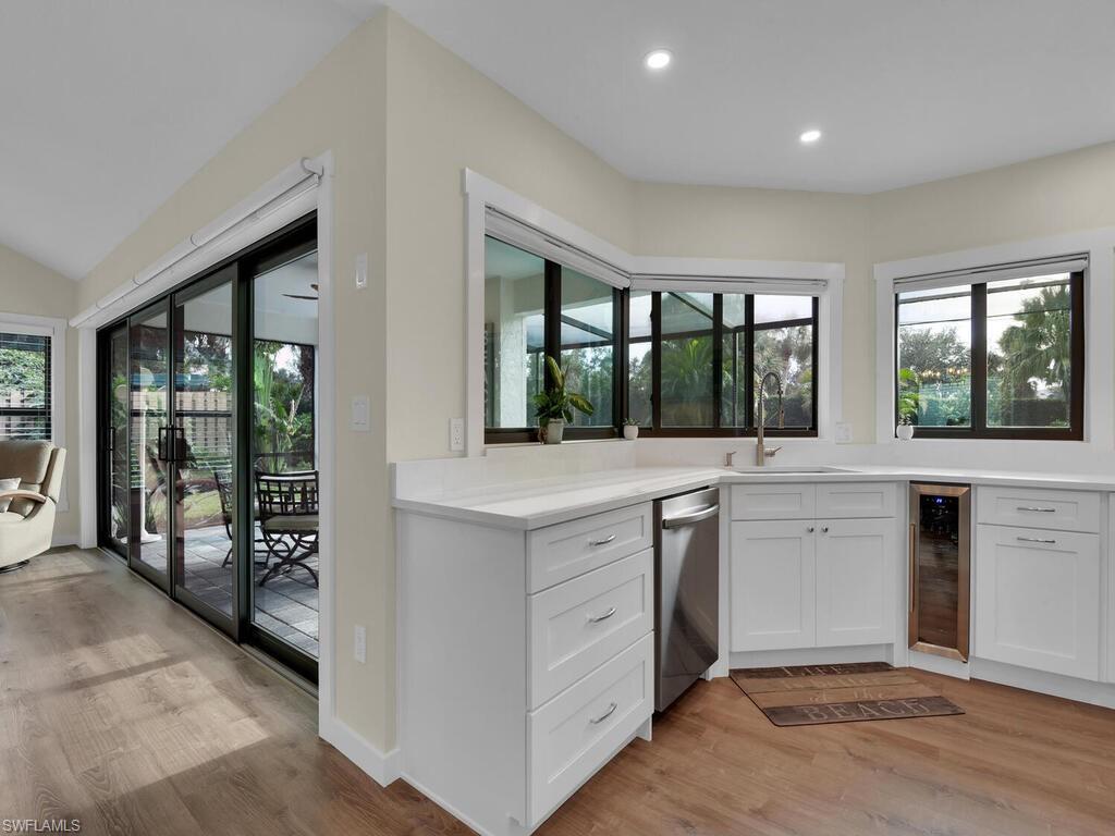 BEACHWALK HOMES - Residential