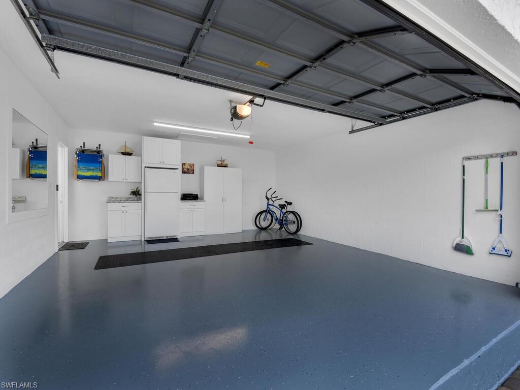 BEACHWALK HOMES - Residential