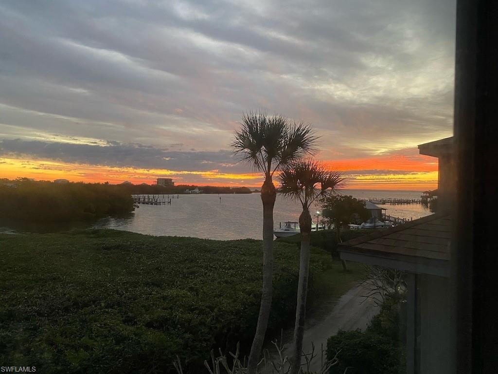 VILLAGE - Residential