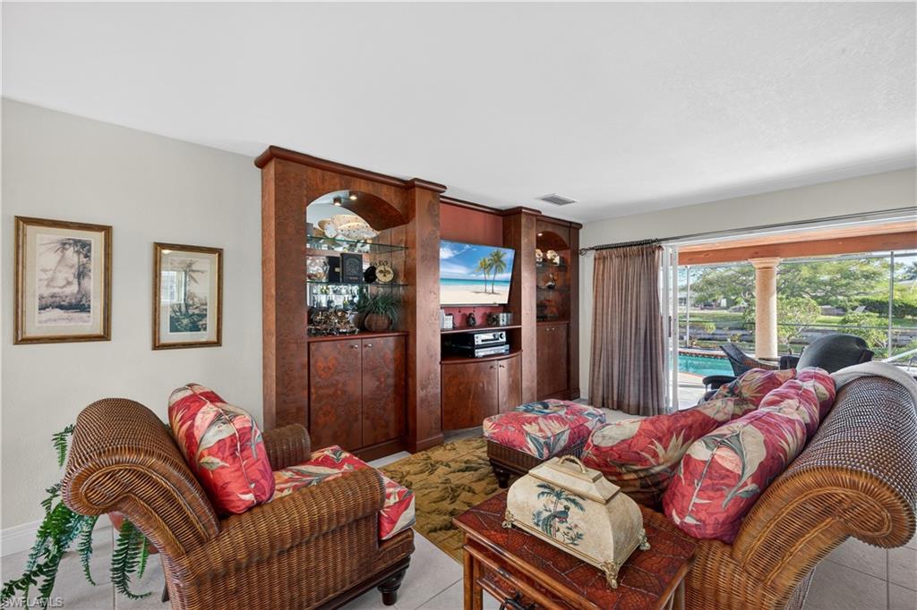 TAHITIAN SHORES - Residential