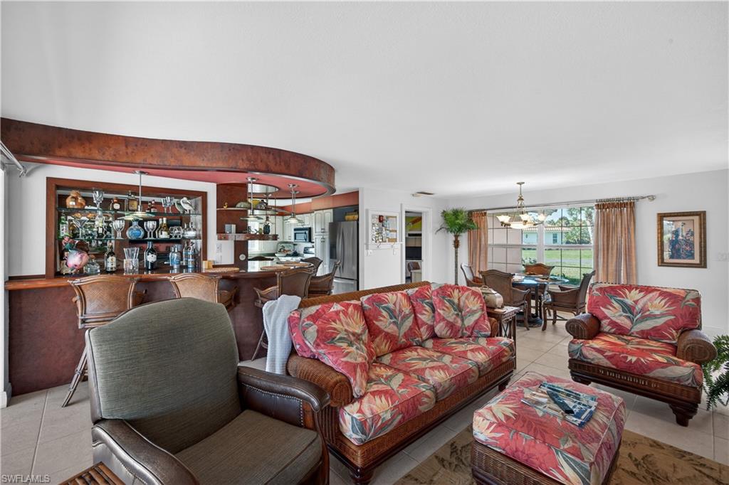 TAHITIAN SHORES - Residential