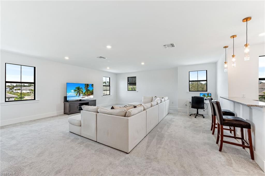 CORKSCREW ESTATES - Residential