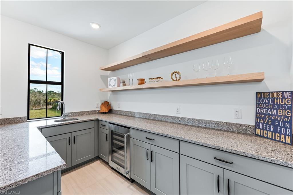 CORKSCREW ESTATES - Residential