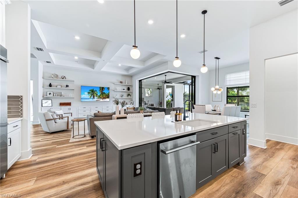 CORKSCREW ESTATES - Residential