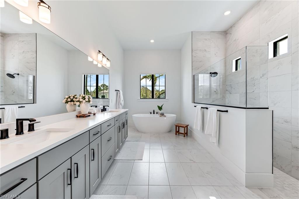 CORKSCREW ESTATES - Residential