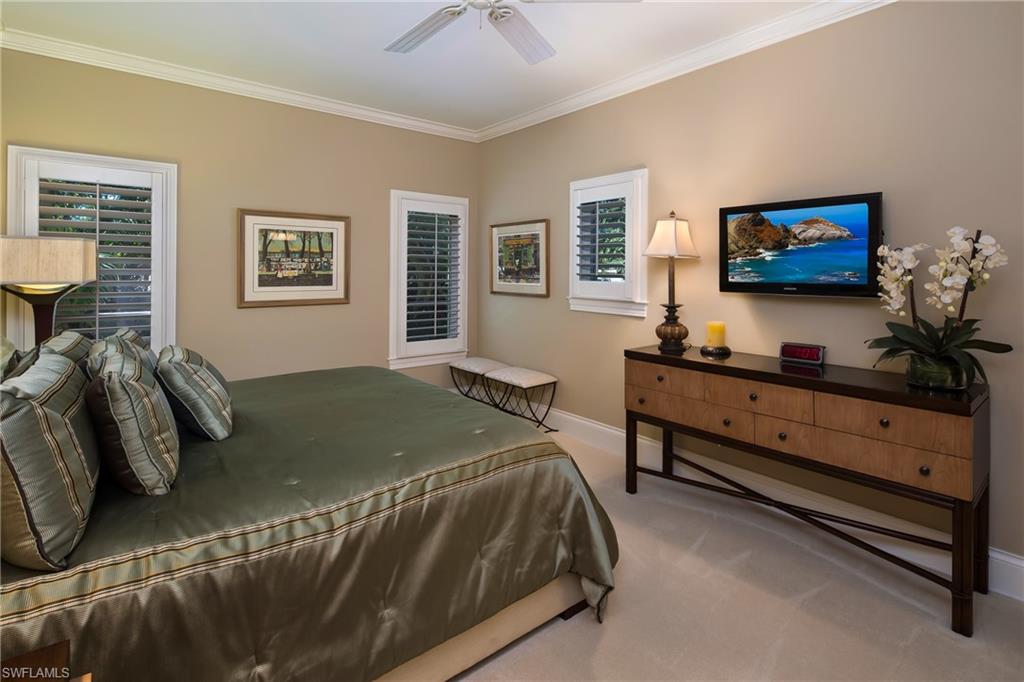 LUCAYA CAY - Residential