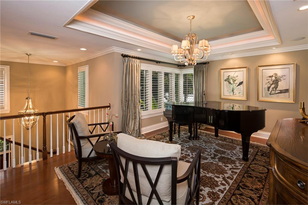 LUCAYA CAY - Residential