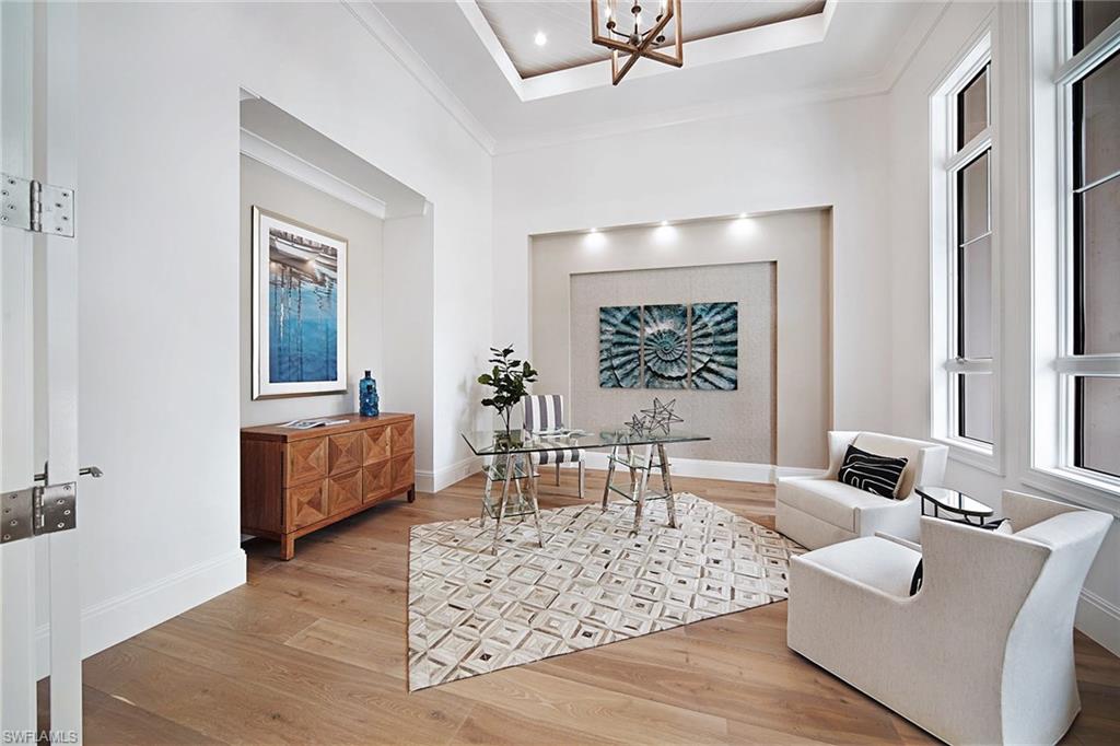 PINECREST AT PELICAN BAY - Residential