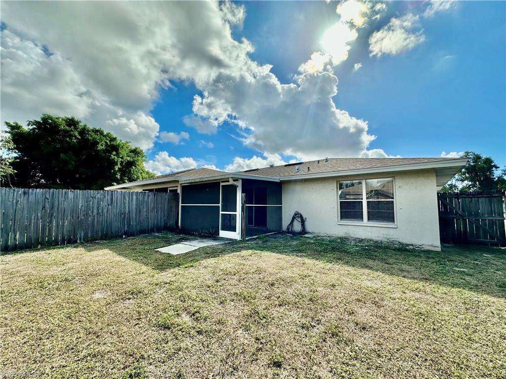 SAN CARLOS PARK - Residential Lease