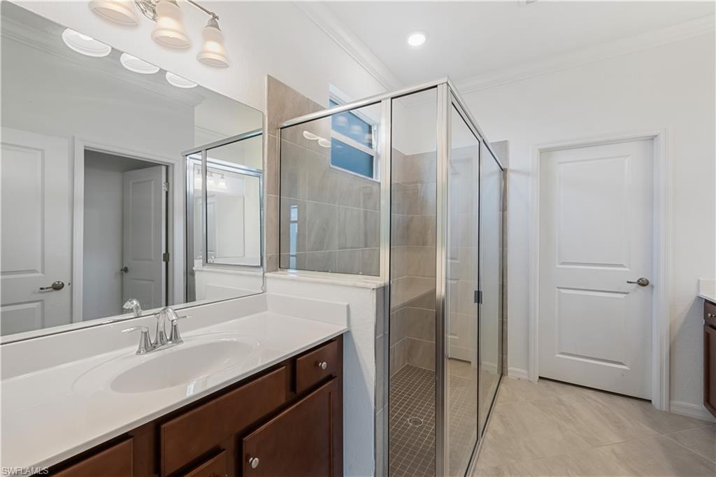 TRAILS EDGE - Residential Lease