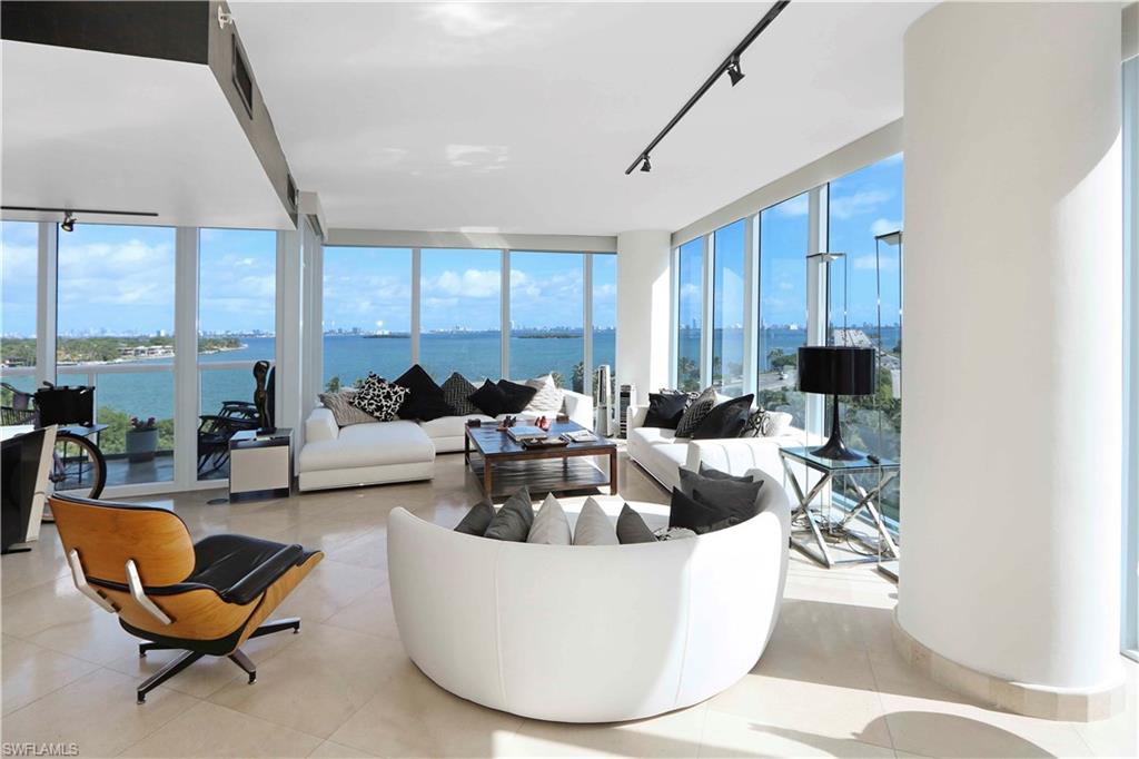 BLUE GULF CONDO - Residential