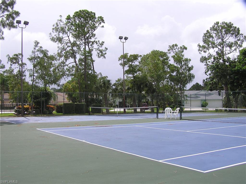 FOXFIRE VILLAS - Residential