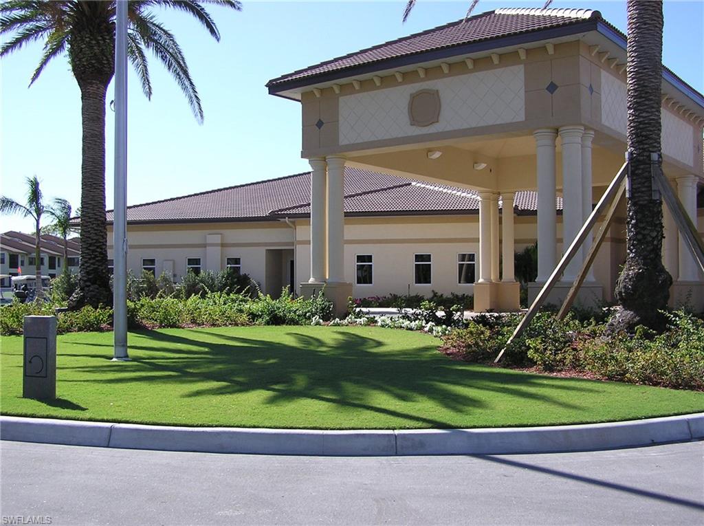 FOXFIRE VILLAS - Residential