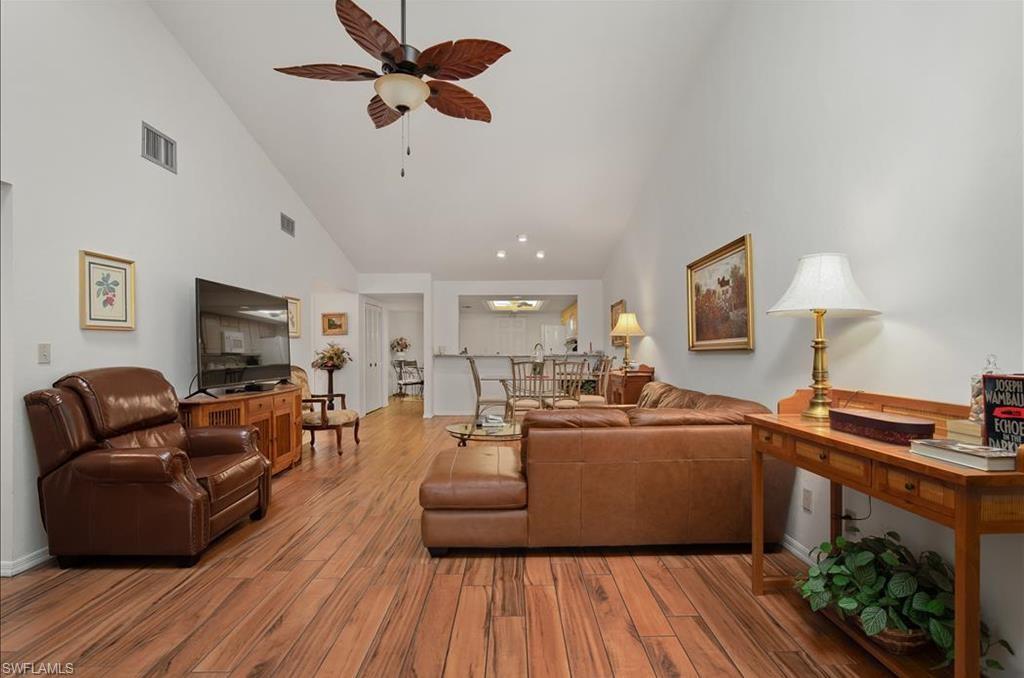 FOXFIRE VILLAS - Residential