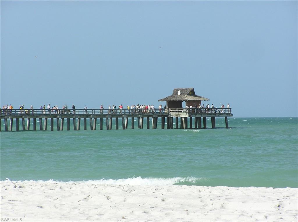 FOXFIRE VILLAS - Residential