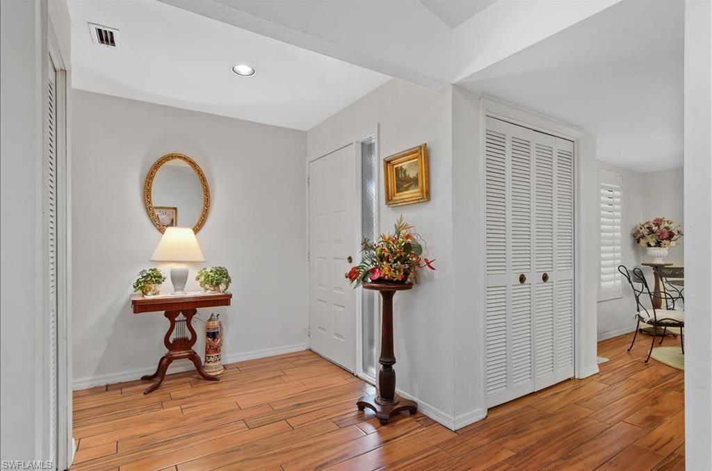 FOXFIRE VILLAS - Residential