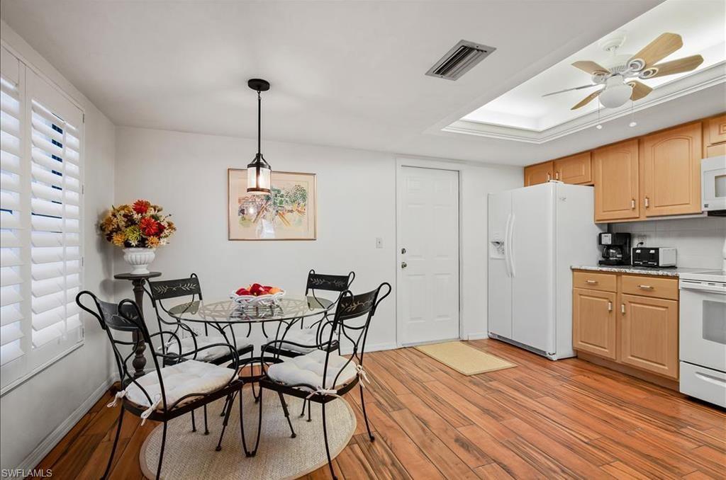 FOXFIRE VILLAS - Residential