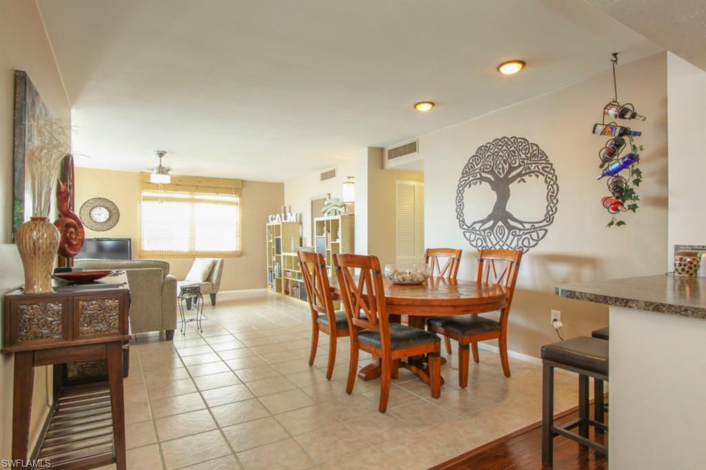 RIVERSIDE CLUB - Residential