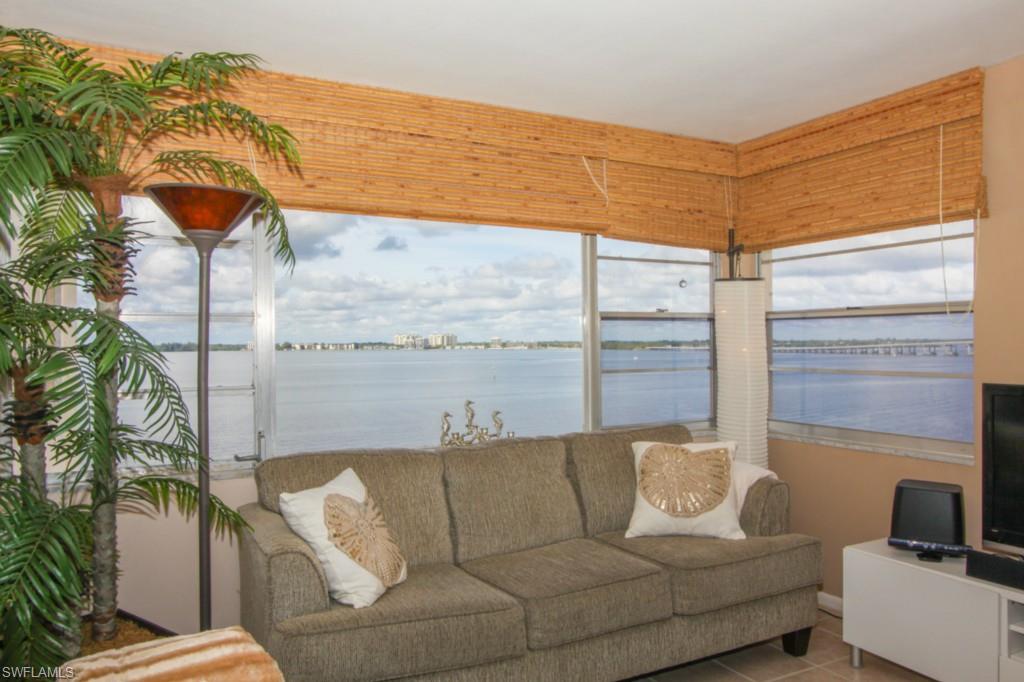 RIVERSIDE CLUB - Residential