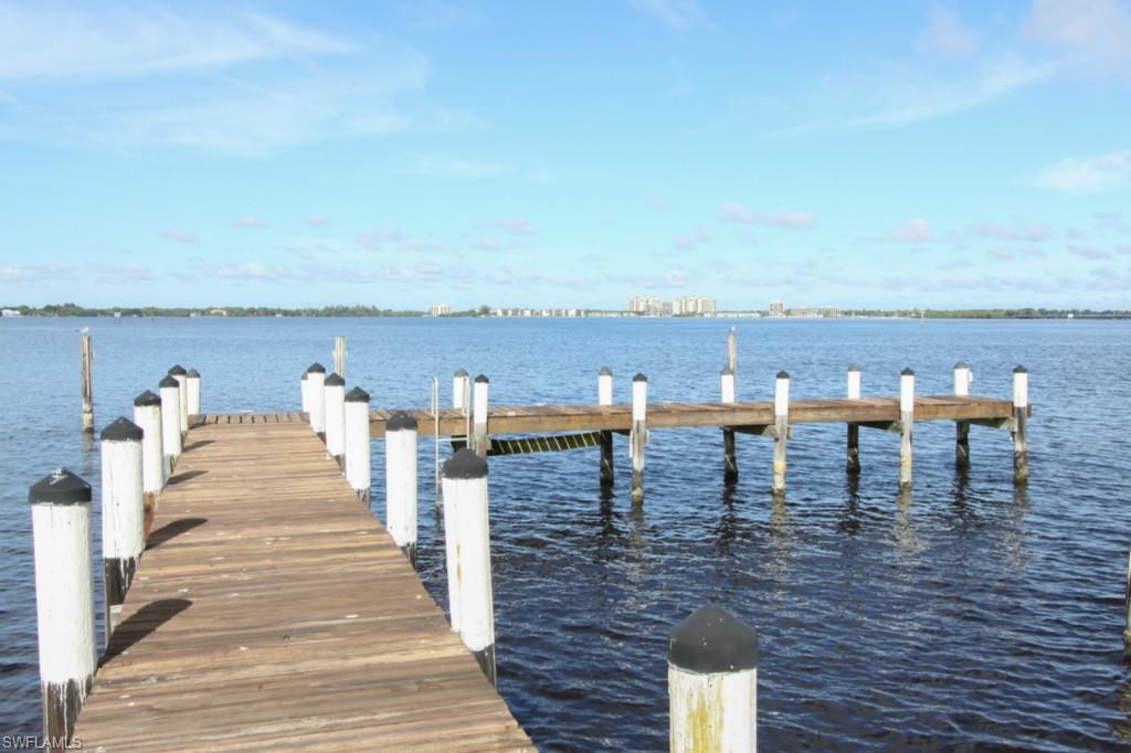 RIVERSIDE CLUB - Residential