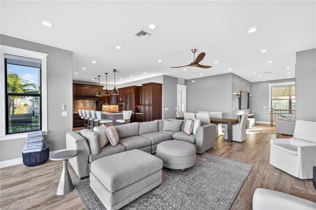 BONITA BEACH - Residential