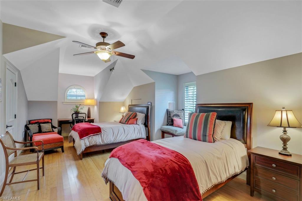 BAY CREEK - Residential