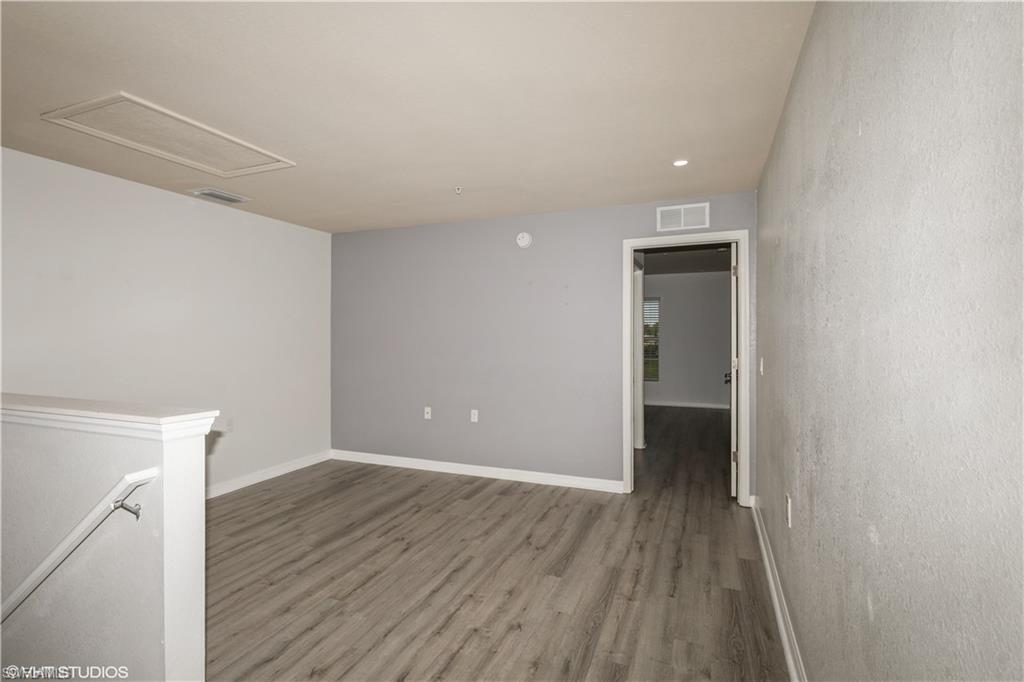 THE VISTAS - Residential