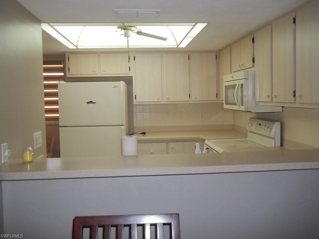 CAPE COURRANA CONDO - Residential