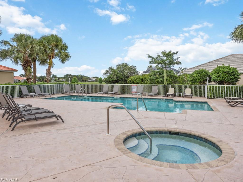COLONIAL LINKS - Residential