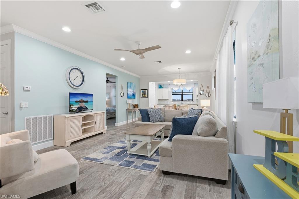 CORKSCREW SHORES - Residential