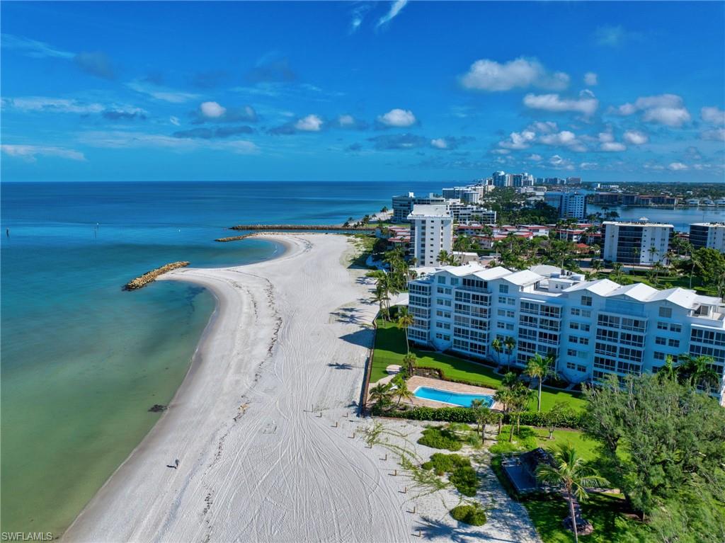 2121 Gulf Shore BLVD N 305