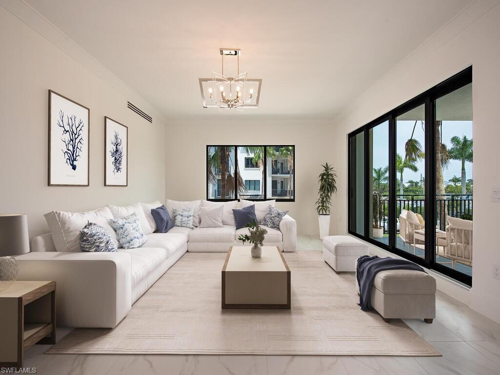 QUATTRO AT NAPLES SQUARE - Residential