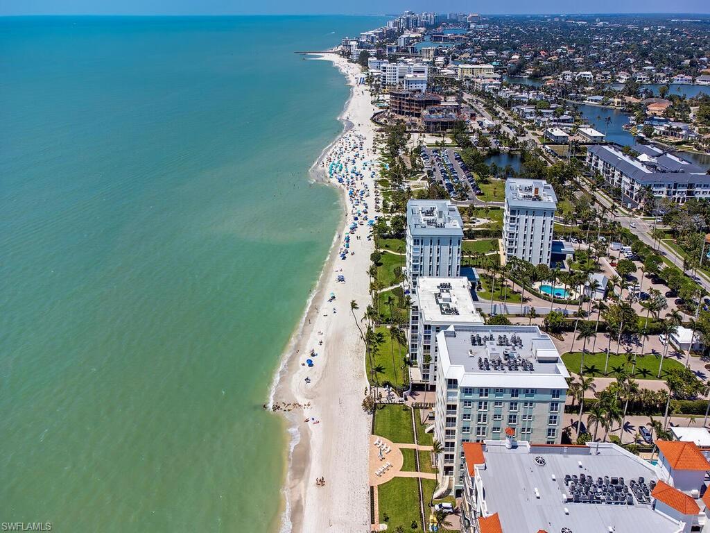 WHITEHALL - Residential