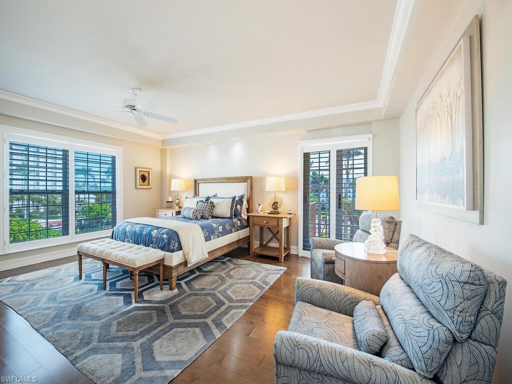 WHITEHALL - Residential