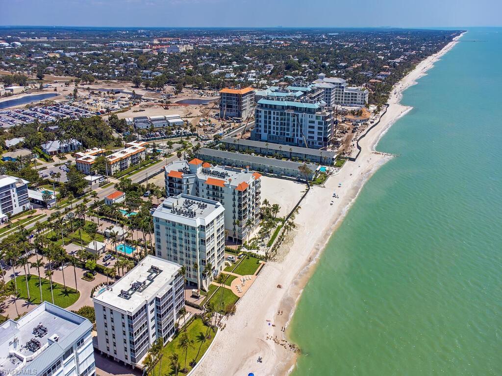 WHITEHALL - Residential