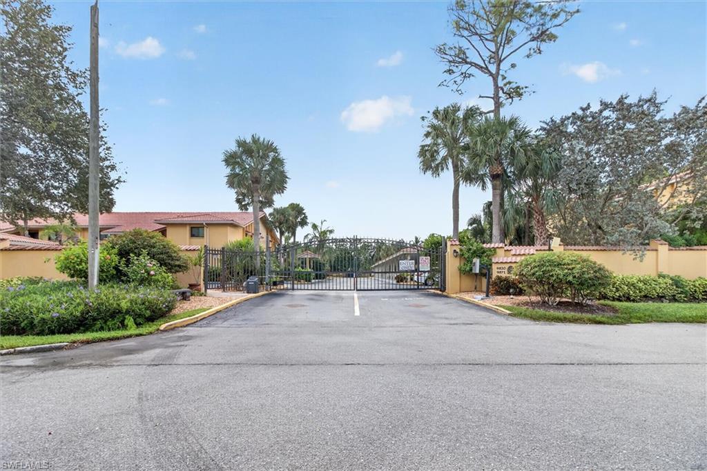 9820 Citadel LN 202