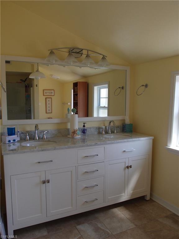 MANATEE BAY UNRECORDED SUBDIVISION - Residential