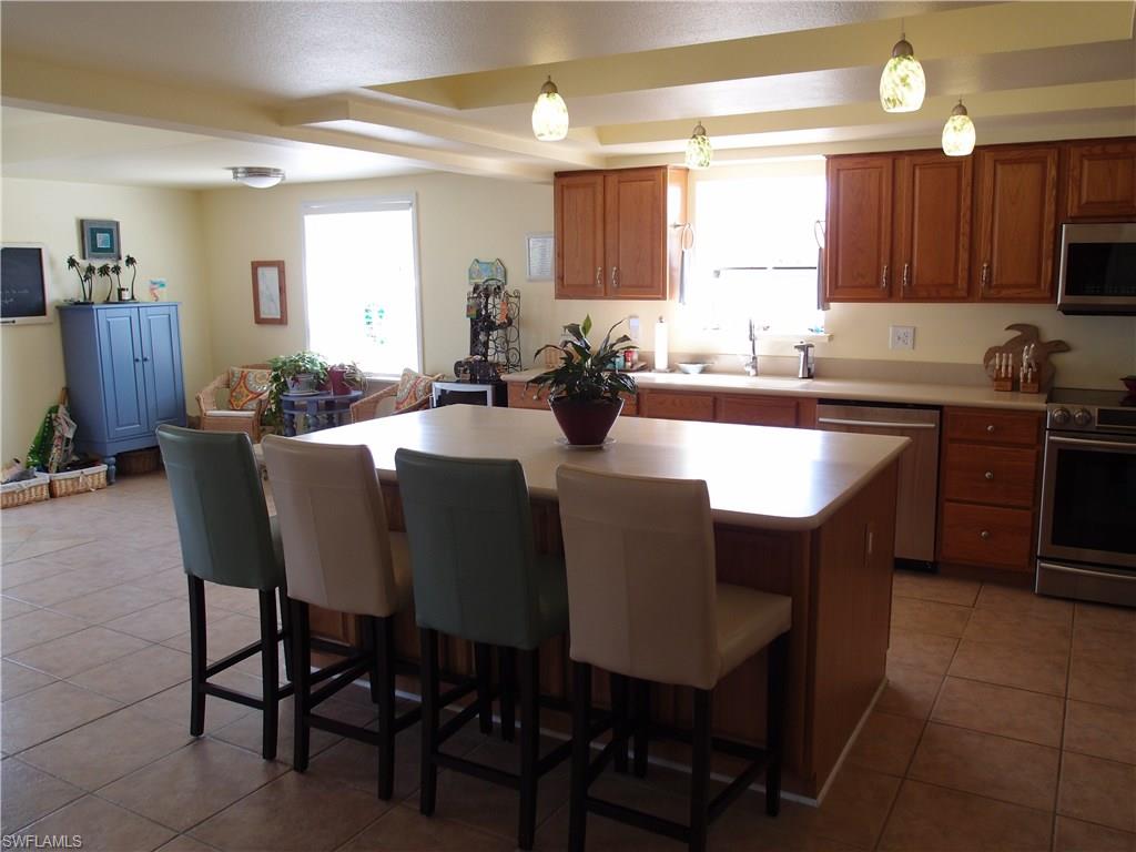 MANATEE BAY UNRECORDED SUBDIVISION - Residential