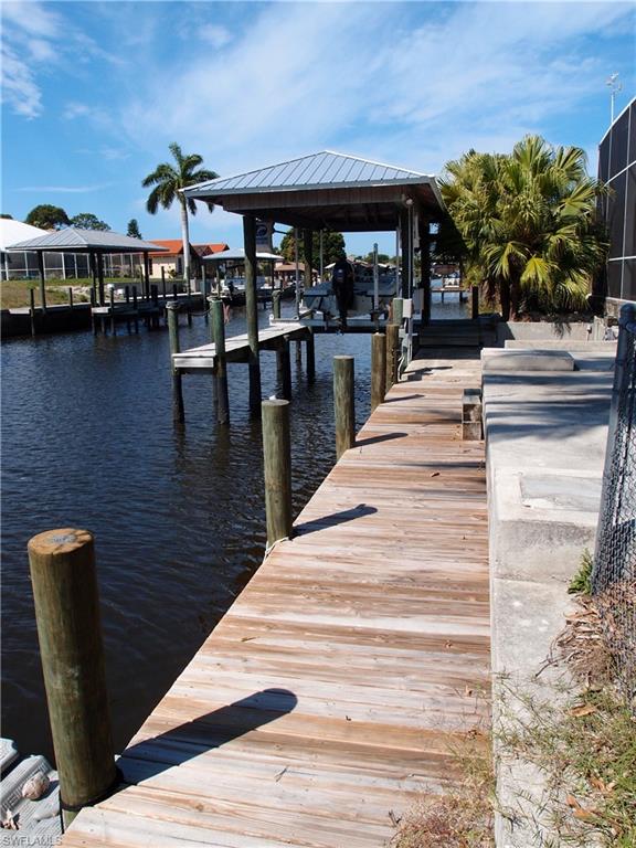 MANATEE BAY UNRECORDED SUBDIVISION - Residential