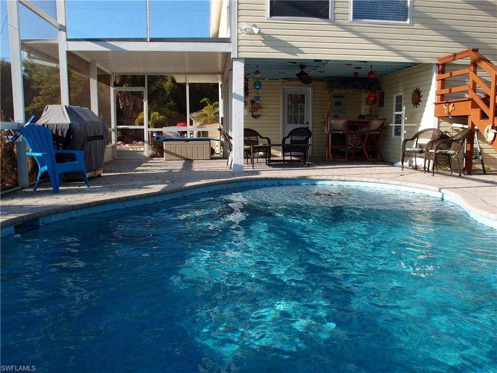 MANATEE BAY UNRECORDED SUBDIVISION - Residential